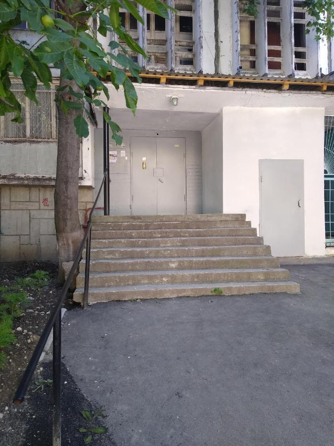 现代公寓 基希讷乌 外观 照片